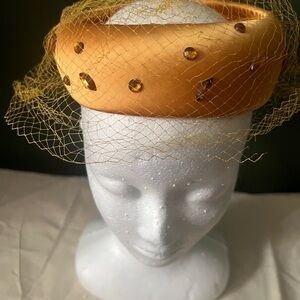 Elegant Vintage Jewelled Gold Fascinator with Veil